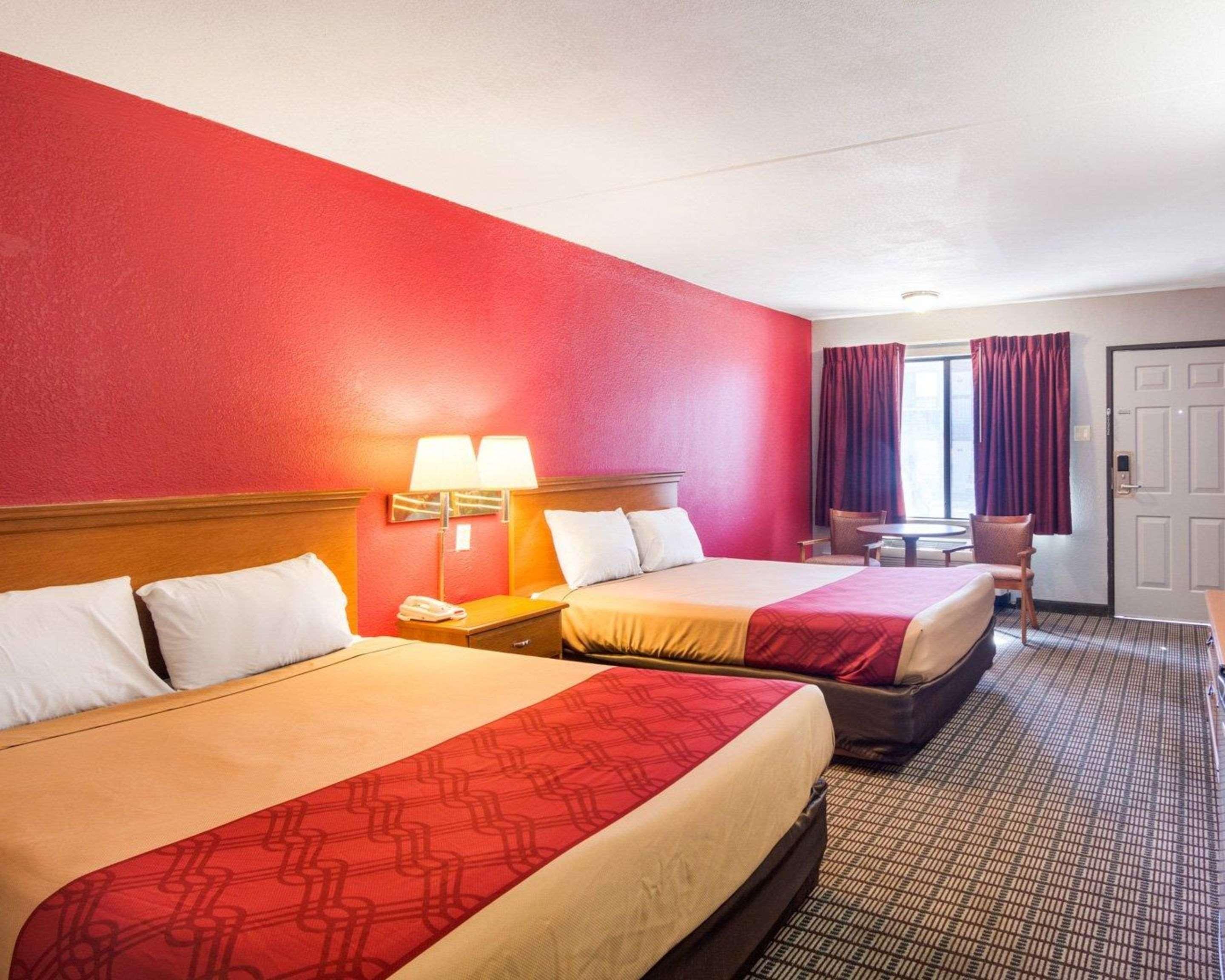 Econo Lodge Wichita Falls Downtown Exterior foto