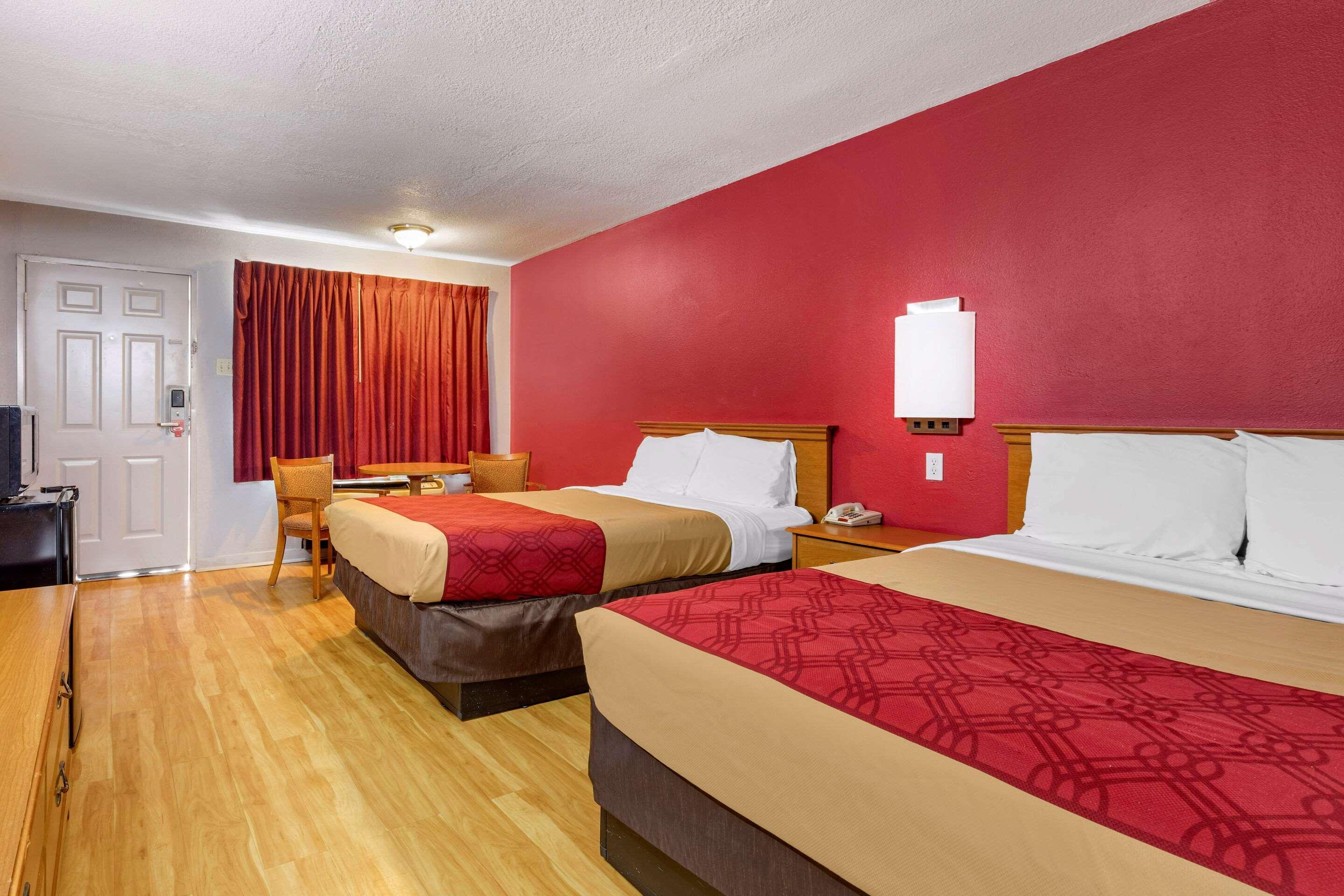 Econo Lodge Wichita Falls Downtown Exterior foto