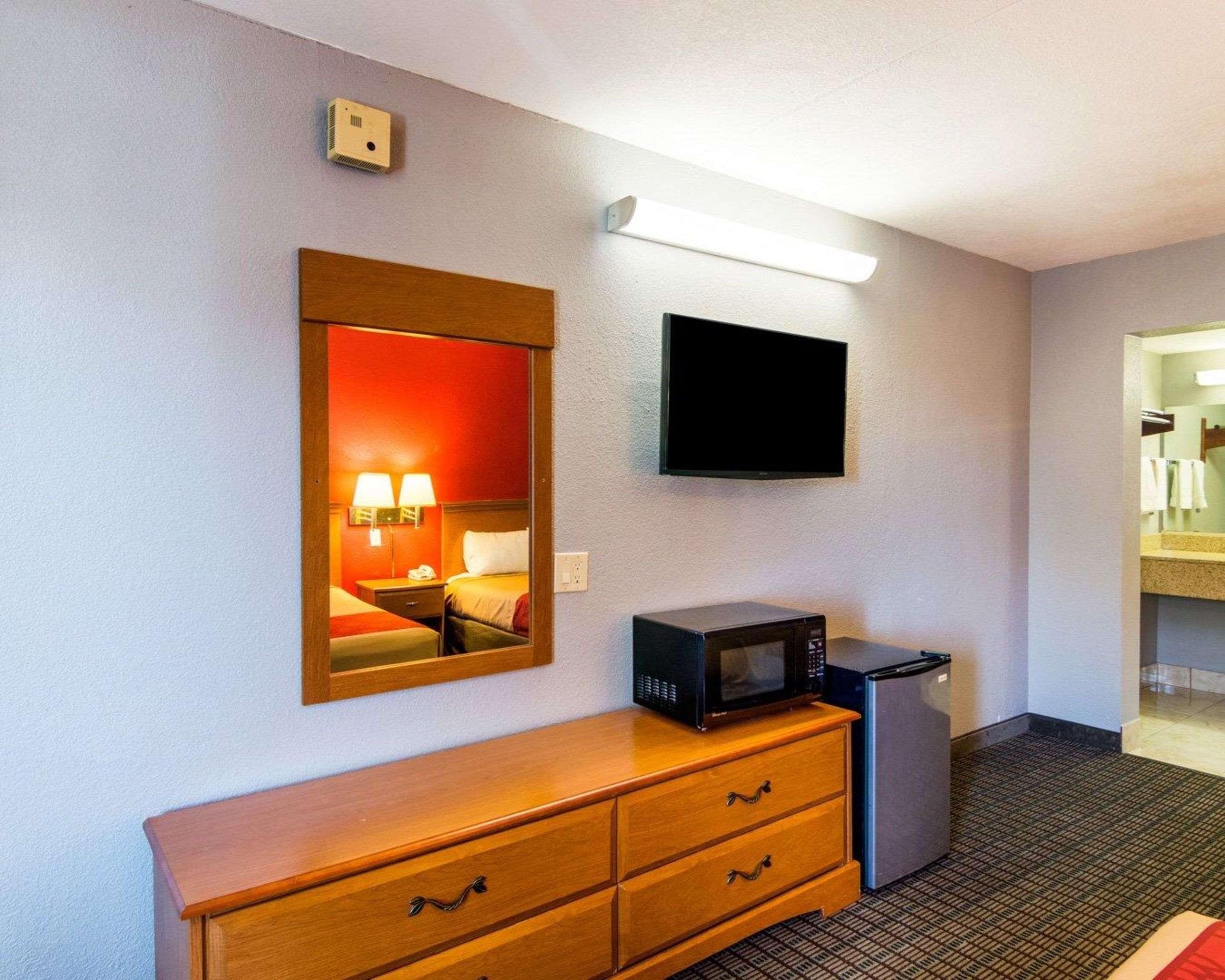 Econo Lodge Wichita Falls Downtown Exterior foto