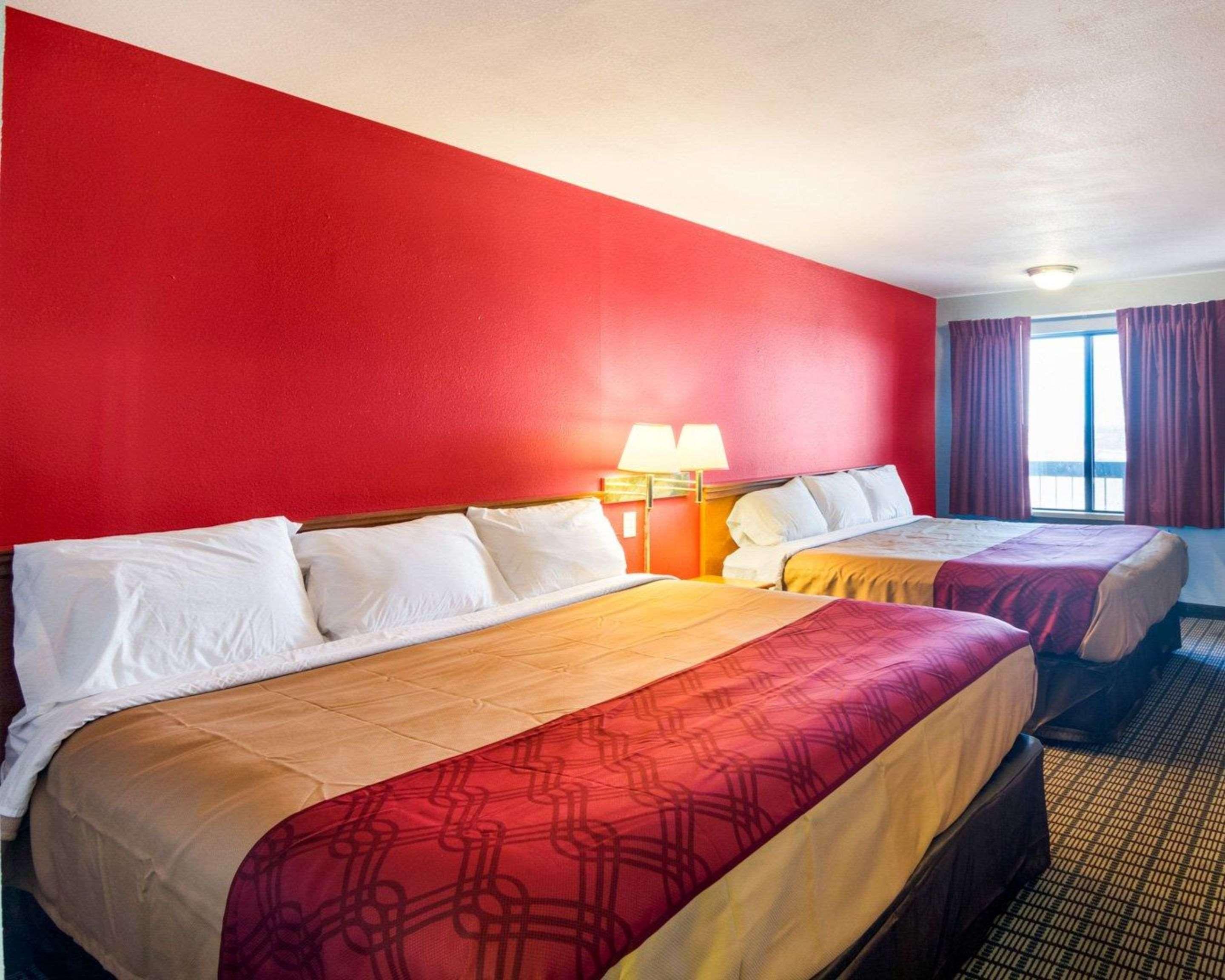 Econo Lodge Wichita Falls Downtown Exterior foto