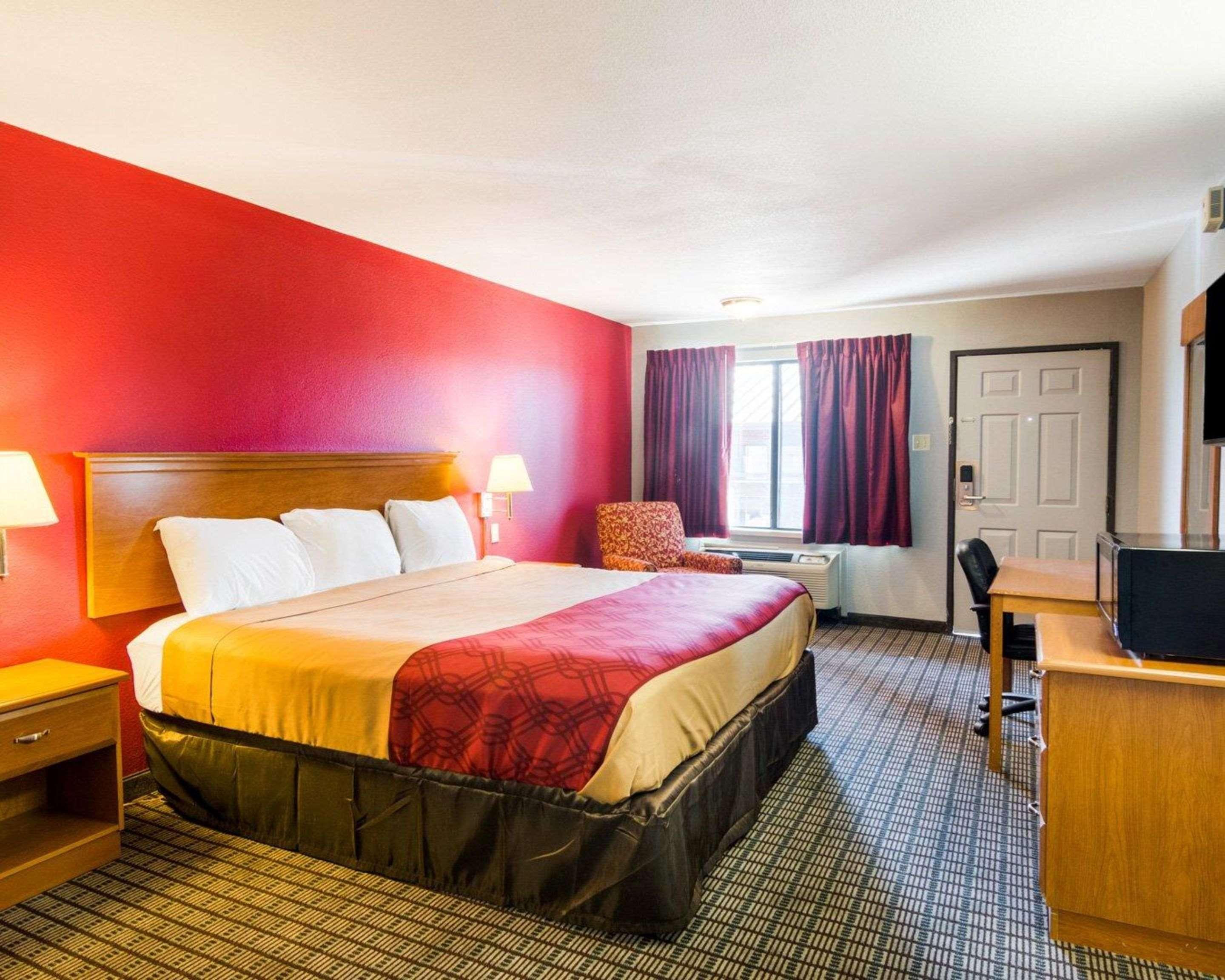 Econo Lodge Wichita Falls Downtown Exterior foto